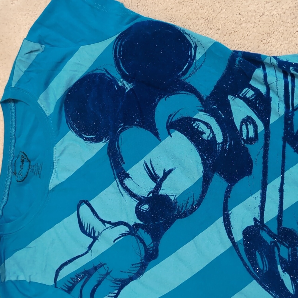 Disney Child XL (15/17) 💙 Velvet Sparkle Mickey T-shirt 👕